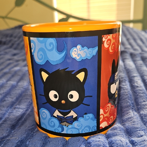 Hello Kitty Bioworld Large Mug NWOT - Picture 1 of 6